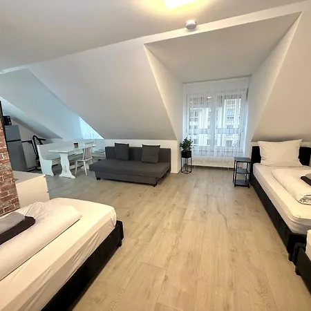 Familie 86 Apartmán *